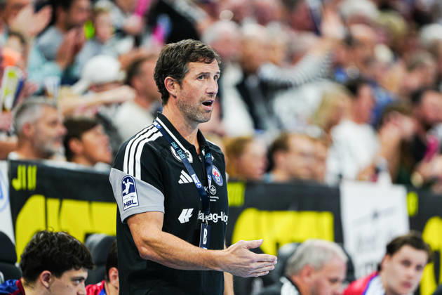 Torsten Jansen (Handball Club Hamburg, Trainer) GER, THW Kiel vs. Handball Club Hamburg, Handball, 1. Bundesliga, Spieltag 8, Saison 2026 2027, 11.10.2026 GER, THW Kiel vs. Handball Club Hamburg, Handball, 1. Bundesliga, Spieltag 8, Saison 2026 2027, 11.10.2026 Kiel Copyright: xEibner-Pressefoto MarcelxvonxFehrnx EP_MFN