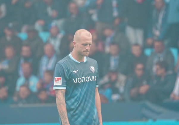 Deutschland: Fussball 2.Bundesliga 2026 2027, 7. Spieltag - VfL Bochum vs Arminia Bielefeld - Vonovia Ruhrstadion (Bochum): Enttäuschung Philipp Hofmann (VfL Bochum, 33) Bochum Vonovia Ruhrstadion Deutschland Copyright: xAymanxAlahmedx
