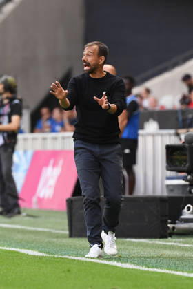 OGC Nice v RC Strasbourg Alsace - Ligue 1 McDonald s 2026 2027 Hugo OLIVEIRA Head Coach of RC Strasbourg during Ligue 1 McDonald s match between Nice and Strasbourg at Allianz Riviera Stadium on October 11, 2026 in Nice, France. Nice France  Copyright: xIconxSportx 776573383