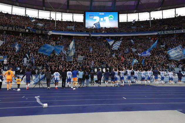 11.10.2026, xtgx, Fussball 2.Bundesliga, Hertha BSC Berlin - SpVgg Greuther Fuerth v.l. Jubel, Freude über den Sieg Fans Zuschauer Hertha BSC Trikots Schals Fahnen Emotionen Ultras Harlekinz (DFL DFB REGULATIONS PROHIBIT ANY USE OF PHOTOGRAPHS as IMAGE SEQUENCES and or QUASI-VIDEO) Berlin