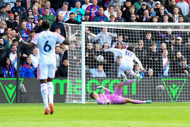 Crystal Palace v Nottingham Forest, Premier League GOAL 1-1 scored by Daichi Kamada of Crystal Palace during the Premier League match between Crystal Palace and Nottingham Forest at Selhurst Park, London, UK on 11 October 2026. London Selhurst Park Greater London UK Editorial use only DataCo restrictions apply See www.football-dataco.com , Copyright: xJeffxMoodx PSI-24982-0018