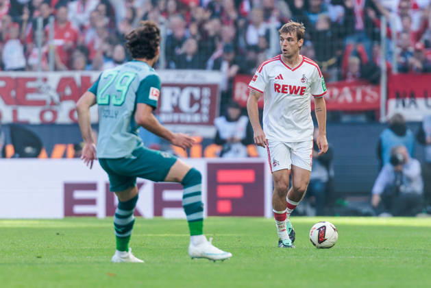 KOELN, GERMANY - OCTOBER 11: Borna Sosa (1. FC Koeln, 3) controls the ball against Joe Scally (Borussia Moenchengladbach, 29) during the Bundesliga match between 1. FC Koeln vs. Borussia Moenchengladbach at Rheinenergie-Stadion on matchday 5 of the 1. Bundesliga on October 11, 2026 in Koeln, Germany. DFL REGULATIONS PROHIBIT ANY USE OF PHOTOGRAPHS AS IMAGE SEQUENCES AND OR QUASI-VIDEO. North Rhine Westphalia Germany Copyright: xSteffiexWunderlx