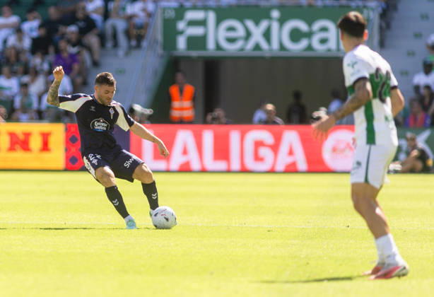 ESP: LaLiga EA Sports Elche CF v Celta Vigo Javi Galan of Celta during LaLiga EA Sports match between Elche CF v Celta Vigo played at Martinez Valero Stadium, Elche on October 11 2026 in Spain Spain Soccer Copyright: xAgenciaxLOFx