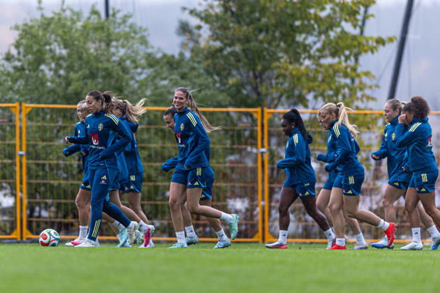 261011 Players of Sweden during a training session on October 11, 2026 in Stockholm. Photo: Caisa Rasmussen BILDBYRAN COP 353 CR0079 fotboll football soccer fotball träning practice training sverige sweden dam bbeng Copyright: CAISAxRASMUSSEN BB261011CR001