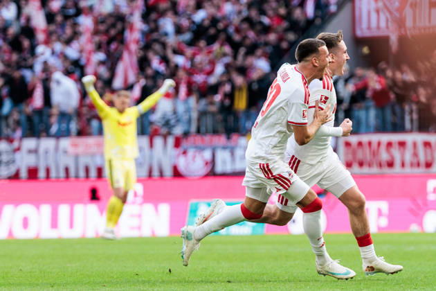 KOELN, GERMANY - OCTOBER 11: Isak Johannesson (1. FC Koeln, 8) celebrates scoring the 1:0 goal during the Bundesliga match between 1. FC Koeln vs. Borussia Moenchengladbach at Rheinenergie-Stadion on matchday 5 of the 1. Bundesliga on October 11, 2026 in Koeln, Germany. DFL REGULATIONS PROHIBIT ANY USE OF PHOTOGRAPHS AS IMAGE SEQUENCES AND OR QUASI-VIDEO. North Rhine Westphalia Germany Copyright: xSteffiexWunderlx