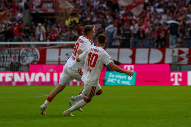 11.10.2026, GER, Fussball, Herren, Bundesliga , 1. Bundesliga, Saison 2026 2027, 1. FC Köln - VfL Borussia Mönchengladbach Ãsak Johannesson (KOE) Torjubel, jubelt nach seinem Treffer zum 1:0 mit Said El Mala (KOE) Copyright: xSvenxHanischx