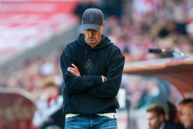 1. Bundesliga - 26 27 - 1. FC Köln - Borussia Mönchengladbach am 11.10.2026 im RheinEnergieSTADION in Köln Trainer Alexander Blessin (Moenchengladbach) unzufrieden, enttäuscht, enttaeuscht, niedergeschlagen