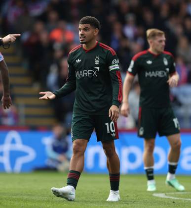 Premier League - Crystal Palace v Nottingham Forest LONDON, ENGLAND, OCTOBER 11: Morgan Gibbs-White of Nottingham Forest looks disappointed & dejected during The Premier League match between Crystal Palace v Nottingham Forest at Selhurst Park Stadium, London, England, on October 11. (Photo by Daniel Weir) London Selhurst Park Stadium England Copyright: xDanielxWeir SportsxPressxPhotox Sportspressphoto_SPR252414