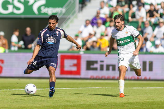 ESP: LaLiga EA Sports Elche CF v Celta Vigo Couhaib Driouech of Celta and Victor Chust of Elche during LaLiga EA Sports match between Elche CF v Celta Vigo played at Martinez Valero Stadium, Elche on October 11 2026 in Spain Spain Soccer Copyright: xAgenciaxLOFx