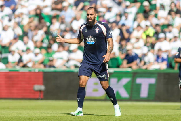 ESP: LaLiga EA Sports Elche CF v Celta Vigo Borja Iglesias of Celta during LaLiga EA Sports match between Elche CF v Celta Vigo played at Martinez Valero Stadium, Elche on October 11 2026 in Spain Spain Soccer Copyright: xAgenciaxLOFx