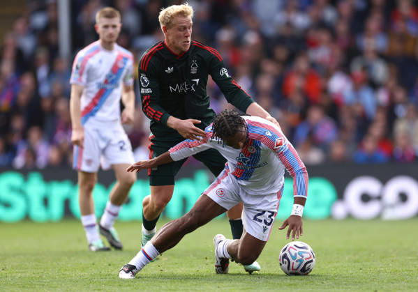 Crystal Palace v Nottingham Forest 11 October 2026, London - Premier League Football - Crystal Palace v Nottingham Forest - Xaver Schlager of Nottingham Forest and Quinten Timber of Crystal Palace - Photo: Jacques Feeney Offside. London UK Copyright: xJacquesxFeeneyx xOffsidexOffside