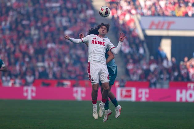 2026.10.11, xkwix, Fußball, Bundesliga, 1. FC Köln - Borussia Mönchengladbach, RheinEnergieSTADION, 5.Spieltag, Saison 2026 2027: Mikey Moore (1. FC Koeln 47) im Zweikampf gegen Philipp Sander (Borussia Moenchengladbach 16) DFB regulations prohibit any use of photographs as image sequences and or quasi-video. Photo: xKamilxWilkowskixPressefotoKochx Nordrhein-Westfalen Deutschland