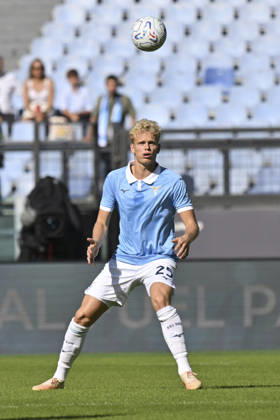 IPA89552620 - Oliver Provstgaard of Lazio in action during the 2026–2027 Serie A match between Lazio and Monza at the Olimpico Stadium on October 11, 2026, in Rome, Lazio. During the SS Lazio vs. AC Monza Italian Serie A soccer match in Rome, Italy, on October 11, 2026  Copyright: xRobertoxRamaccia IPAxSportx xx IPA89552620
