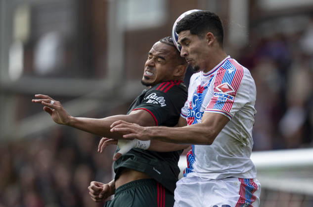 Crystal Palace v Nottingham Forest, Premier League, Football, Selhurst Park, London, UK - 11 Oct 2026 Murillo of Nottingham Forest jumps for a high ball alongside Anan Khalaili of Crystal Palace during the English Premier League match at Selhurst Park, London London Selhurst Park Greater London UK, UK NEWSPAPERS OUT Copyright: xBenjaminxGilbertx