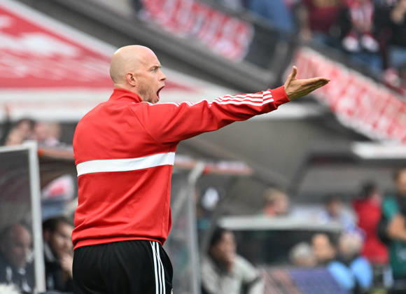 11.10.2026, xophax, Fussball 1.Bundesliga, 1.FC Koeln - Borussia Mönchengladbach . Trainer Rene Wagner ( 1.FC Köln ) Koeln