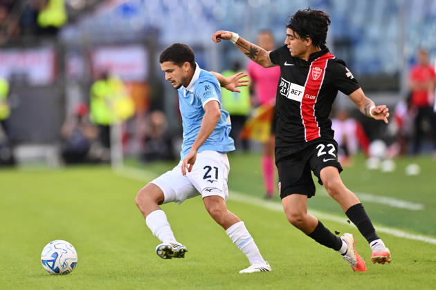 IPA89552907 - Reda Belahyane of S.S. Lazio and Exequiel Zeballos of A.C. Monza are in action during Matchday 6 of the Serie A Championship between S.S. Lazio and A.C. Monza at the Olympic Stadium on October 11, 2026, in Rome, Italy.  Copyright: xDomenicoxCippitelli IPAxSportx xx IPA89552907