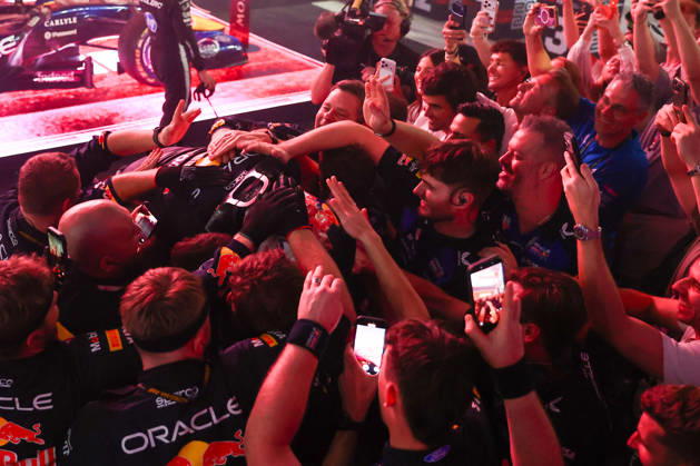 Max Verstappen wins 2026 Formula 1 Singapore Grand Prix SINGAPORE - OCT 11: Red Bull Racing driver Max Verstappen celebrates on the podium after winning the Formula 1 Singapore Grand Prix at the Marina Bay Street Circuit in Singapore on October 11, 2026. Daniel Ceng Anadolu Singapore Singapore. Editorial use only. Please get in touch for any other usage.  Copyright: x2026xAnadoluxDanielxCengx