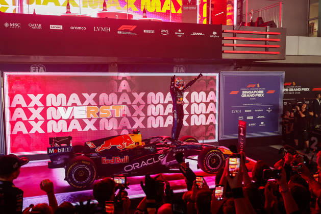 Max Verstappen wins 2026 Formula 1 Singapore Grand Prix SINGAPORE - OCT 11: Red Bull Racing driver Max Verstappen celebrates on the podium after winning the Formula 1 Singapore Grand Prix at the Marina Bay Street Circuit in Singapore on October 11, 2026. Daniel Ceng Anadolu Singapore Singapore. Editorial use only. Please get in touch for any other usage.  Copyright: x2026xAnadoluxDanielxCengx