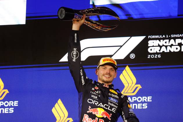 VERSTAPPEN Max (nld), Red Bull Racing Ford RB22, portrait Singapore 2026 81 PIASTRI Oscar (aus), McLaren F1 Team MCL40, action 01 NORRIS Lando (gbr), McLaren F1 Team MCL40, action Singapore 2026 Singapore