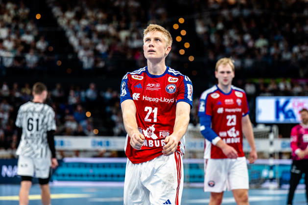 11.10.2026, xdobgx, Handball Opel HBL, THW Kiel - Handball Club Hamburg v.l. Frederik Bo Andersen (Handball Club Hamburg, 21) Portrait, Portraet, Einzelbild, enttaeuscht, schaut enttaeuscht, niedergeschlagen, disappointed Kiel