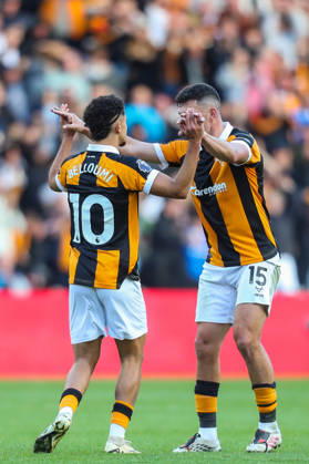 Hull City v Everton, Premier League Mohamed Belloumi Of Hull City scores a GOAL 2-2 and celebrates during the Hull City v Everton Premier League match at the MKM Stadium, Hull, England on 11 October 2026 Credit: Lee Keuneke Every Second Media Editorial use only. All images are copyright Every Second Media Limited. No images may be reproduced without prior permission. All rights reserved. Premier League and Football League images are subject to licensing agreements with Football DataCo Limited. see https: www.football-dataco.com Copyright: xIMAGO EveryxSecondxMediax ESM-2204-0049 LeexKeunekex xEveryxSecondxMediax