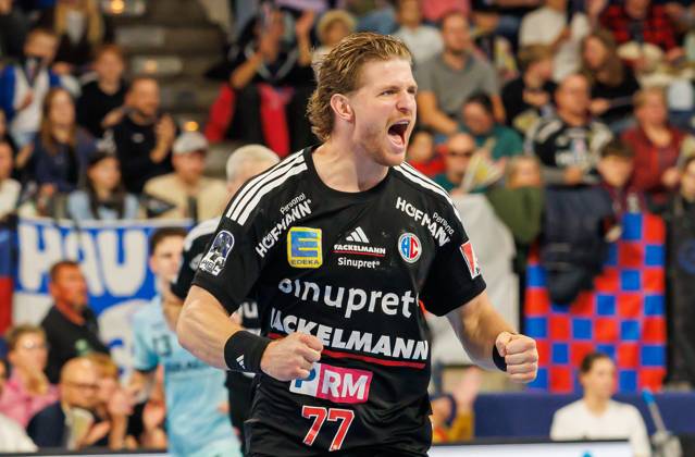 11.10.2026 - Handball - 1. Bundesliga OPEL HBL - Saison 2026 2027 - 08. Spieltag: HC Erlangen Metropolregion Nürnberg HCE - MT Melsungen - DaMa - xdaxmax - Maciej Gebala (77, HC Erlangen HCE ) ballt Faust Fäuste freut sich Freude Jubel jubelt