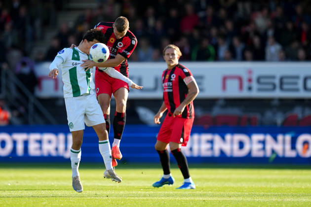 Eredivisie: Excelsior Rotterdam v FC Groningen Rotterdam - Rick Meissen of Excelsior Rotterdam duels for the ball with Thom van Bergen of FC Groningen during the eight competition round of the 2026 2027 Eredivisie season. The match is set between Excelsior Rotterdam and FC Groningen at Stadion Woudestein on 11 October 2026 in Rotterdam, Netherlands. (Hero Images Yannick Verhoeven) Copyright: xYannickxVerhoevenx