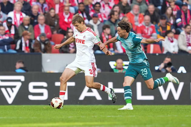 11.10.2026, xydrx, Herren, Fußball, 1.Bundesliga, 1.FC Köln - Borussia Mönchengladbach, Saison 2026 2027, RheinEnergieSTADION: Borna Sosa (1.FC Köln, 3) im Zweikampf gegen Joe Scally (Borussia Moenchengladbach, 29) DFB regulations prohibit any use of photographs as image sequences and or quasi-video. Copyright: HMBxMedia YannisxDreimann