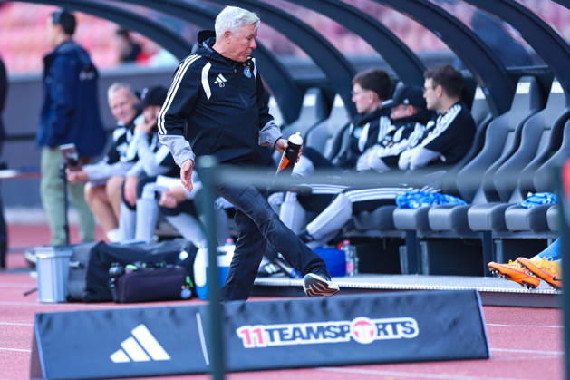 GC Zürich gegen BSC Young Boys Brack Super League 11. Oktober 2026 Olaf Janßen (Cheftrainer, Grasshopper Club Zürich) im Spiel der Brack Super League zwischen dem Grasshopper Club Zürich (GCZ) und dem BSC Young Boys (YB) am 11. Oktober 2026 im Stadion Letzigrund in Zürich, Schweiz. Zürich Stadion Letzigrund Zürich Schweiz