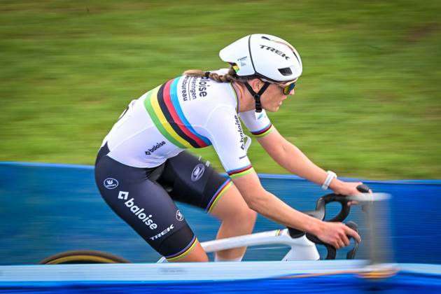 Netherlands Lucinda Brand is pictured in action during the women elite race of the Mosselcross cyclocross cycling event, on Sunday 11 October 2026, in Dendermonde, the first race (out of 7) of the HG Cross competition. DAVIDxPINTENS  x189460227x
