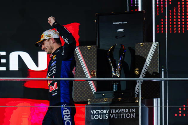 2026 Formula 1 Singapore Grand Prix - Podium MAX VERSTAPPEN (NED) of Oracle Red Bull Racing LV Trunk Podium on SUNDAY during the 2026 FORMULA 1 SINGAPORE AIRLINES SINGAPORE GRAND PRIX 2026 at MARINA BAY STREET CIRCUIT SINGAPORE on October 11, 2026. Photo by Tan Jun Da ABACAPRESS.COM Singapore Singapore Copyright: xJunxDaxTan ABACAx