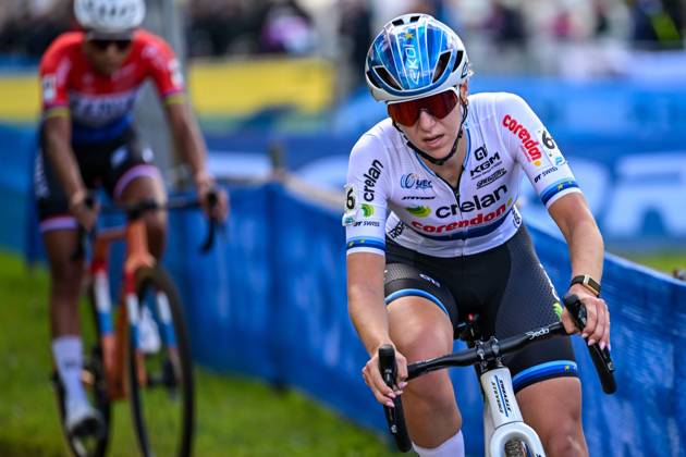 Netherlands Inge Van Der Heijden is pictured in action during the women elite race of the Mosselcross cyclocross cycling event, on Sunday 11 October 2026, in Dendermonde, the first race (out of 7) of the HG Cross competition. DAVIDxPINTENS  x189460292x