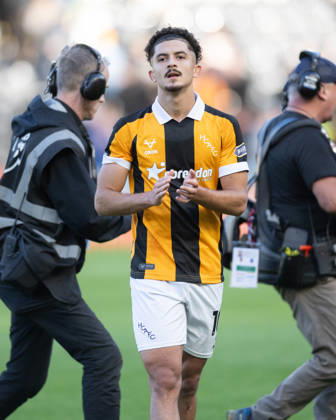 Hull City v Everton Premier League Mohamed Belloumi of Hull City following the Premier League match between Hull City and Everton at the MKM Stadium, Hull. 11 10 2026 UK Newspapers OUT Copyright: xMattxWilkinsonx FIL-24041-0152