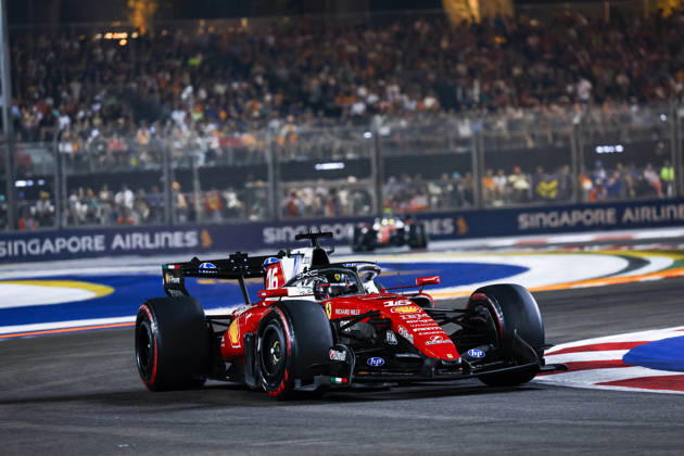 F1 - SINGAPORE GRAND PRIX 2026 16 LECLERC Charles (mco), Scuderia Ferrari SF-26, action during the 2026 Formula 1 Singapore Grand Prix, 17th round of the 2026 Formula One World Championship, WM, Weltmeisterschaft from October 9 to 11, 2026 on the Marina Bay Street Circuit, in Singapore, Singapore - SingaporeSingapore  Copyright: xDPPIx