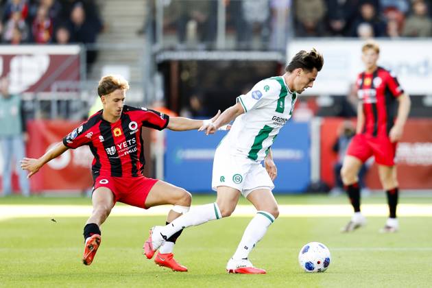ROTTERDAM - (lr) Lennard Hartjes of Excelsior Rotterdam, Tika de Jonge of FC Groningen during the Dutch Eredivisie match between Excelsior and FC Groningen at Woudestein Stadium on October 11, 2026 in Rotterdam, the Netherlands. BAS CZERWINSKI ANP Eredivisie 2026 27 xVIxANPxSportx xxANPxIVx 572140339 originalFilename: 572140339.jpg