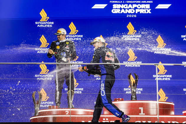 F1 - SINGAPORE GRAND PRIX 2026 LECLERC Charles (mco), Scuderia Ferrari SF-26, VERSTAPPEN Max (nld), Red Bull Racing Ford RB22, VERSTAPPEN Max (nld), Red Bull Racing Ford RB22, KIMI ANTONELLI Andrea (ita), Mercedes AMG F1 Team W16, portrait, podium during the 2026 Formula 1 Singapore Grand Prix, 17th round of the 2026 Formula One World Championship, WM, Weltmeisterschaft from October 9 to 11, 2026 on the Marina Bay Street Circuit, in Singapore, Singapore - SingaporeSingapore Copyright: xJulienxDelfossex