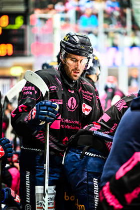 Justin Scott (Iserlohn Roosters, 20), GER, Iserlohn Roosters vs. Grizzlys Wolfsburg, Eishockey, Penny-DEL, 08. Spieltag, Spielzeit 2026 2027, 11.10.2026, GER, Iserlohn Roosters vs. Grizzlys Wolfsburg, Eishockey, Penny-DEL, 08. Spieltag, Spielzeit 2026 2027, 11.10.2026 Iserlohn Copyright: xJonasxBrockmann Eibner-Pressefotox EP_JBN