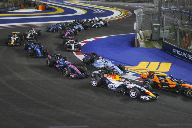 Formula 1 Singapore Airlines Singapore Grand Prix 2026 Race start during Formula 1 Singapore Airlines Singapore Grand Prix 2026 on October 11., 2026 in Marina Bay Street Circuit, Singapore, Zsombor Toth Singapore Marina Bay Street Circuit Singapore Singapore Copyright: xZsomborxTothx