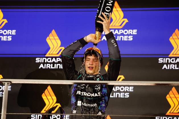 KIMI ANTONELLI Andrea (ita), Mercedes AMG F1 Team W16, portrait Singapore 2026 Singapore 2026 81 PIASTRI Oscar (aus), McLaren F1 Team MCL40, action 01 NORRIS Lando (gbr), McLaren F1 Team MCL40, action Singapore 2026 Singapore