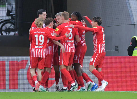 11.10.2026, xblx, Fussball 1.Bundesliga, SC Freiburg - FC Schalke 04 v.l. Maximilian Eggestein (SC Freiburg), Goal scored, Tor zum 1:0, celebrate the goal, Torjubel , Jubel, jubeln, jubelt, (DFL DFB REGULATIONS PROHIBIT ANY USE OF PHOTOGRAPHS as IMAGE SEQUENCES and or QUASI-VIDEO) Freiburg