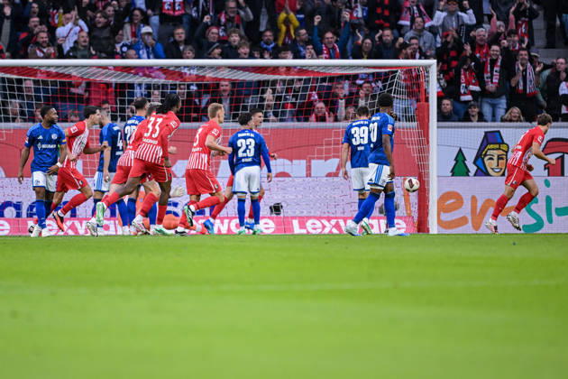 11.10.2026, Fussball, Saison 2026 2027, Bundesliga, SC Freiburg - FC Schalke 04, Maximilian Eggestein (SC Freiburg) erzielt das Tor zum 1:0, xRHR-FOTO YYx Copyright: KROEGER RHR-FOTOx RHR-FOTO YY