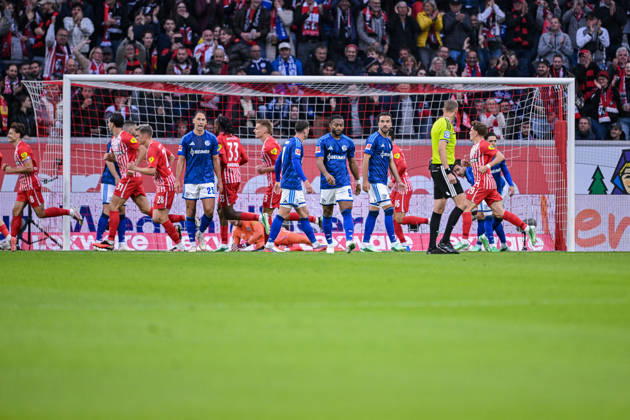 11.10.2026, Fussball, Saison 2026 2027, Bundesliga, SC Freiburg - FC Schalke 04, Maximilian Eggestein (SC Freiburg) freut sich über das Tor zum 1:0, xRHR-FOTO YYx Copyright: KROEGER RHR-FOTOx RHR-FOTO YY