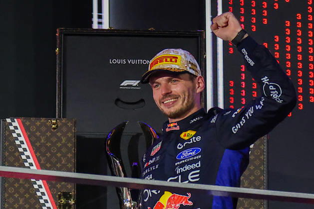 Max Verstappen wins 2026 Formula 1 Singapore Grand Prix SINGAPORE - OCT 11: Red Bull Racing driver Max Verstappen celebrates on the podium after winning the Formula 1 Singapore Grand Prix at the Marina Bay Street Circuit in Singapore on October 11, 2026. Daniel Ceng Anadolu Singapore Singapore. Editorial use only. Please get in touch for any other usage.  Copyright: x2026xAnadoluxDanielxCengx