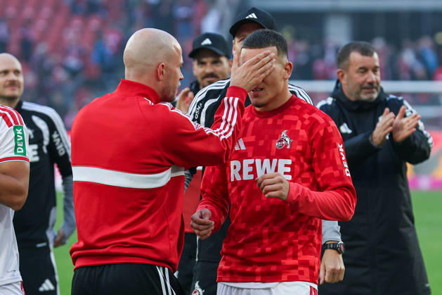 1. Bundesliga - 26 27 - 1. FC Köln - Borussia Mönchengladbach am 11.10.2026 im RheinEnergieSTADION in Köln Trainer Rene Wagner (Koeln) und Said El Mala (Koeln 10) nach dem Schlusspfiff