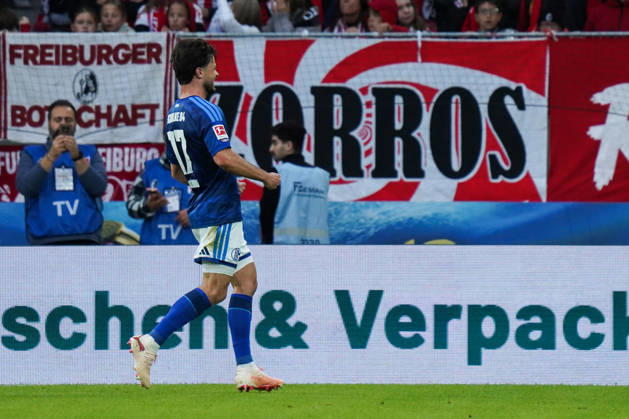 1. Bundesliga: SC Freiburg vs FC Schalke 04, 11.10.2026 Torjubel zum 1:1 durch Adrian Gantenbein (FC Schalke 04, 17) 1. Bundesliga: SC Freiburg vs FC Schalke 04, Europa-Park-Stadion, 11.10.2026 DFB DFL REGULATIONS PROHIBIT ANY USE OF PHOTOGRAPHS AS IMAGE SEQUENCES AND OR QUASI-VIDEO. Copyright: xBEAUTIFULxSPORTS Boscox