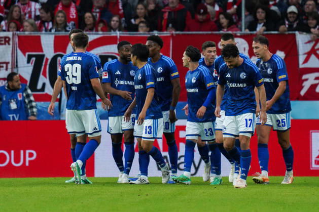 1. Bundesliga: SC Freiburg vs FC Schalke 04, 11.10.2026 Torjubel zum 1:1 durch Adrian Gantenbein (FC Schalke 04, 17) 1. Bundesliga: SC Freiburg vs FC Schalke 04, Europa-Park-Stadion, 11.10.2026 DFB DFL REGULATIONS PROHIBIT ANY USE OF PHOTOGRAPHS AS IMAGE SEQUENCES AND OR QUASI-VIDEO. Copyright: xBEAUTIFULxSPORTS Boscox