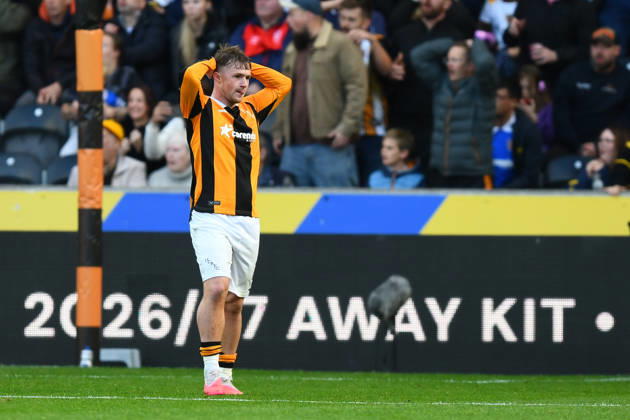 Hull City v Everton, Premier League Hull City forward Joe Gelhardt (11) during the Premier League match between Hull City and Everton at the MKM Stadium, Kingston upon Hull, UK on 11 October 2026. Kingston upon Hull MKM Stadium East Riding of Yorkshire UK Editorial use only DataCo restrictions apply See www.football-dataco.com , Copyright: xIanxLyallx PSI-24983-0084