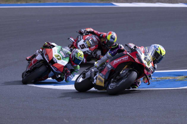 October 11, 2026, Cascais, Lisboa, Portugal: ESTORIL, PORTUGAL - OCTOBER 11: Alvaro Bautista of Spain and Barni Spark Racing Team competes during the Race 2 during day three of the World Superbikes Estoril Round at Circuito Estoril on October 11, 2026 in Estoril, Portugal Cascais Portugal - ZUMAl192 20261011_zsp_l192_183 Copyright: xMiguelxLemosx