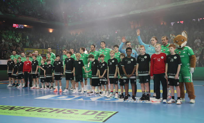 GER HBL Saison 2026 2027 FÜCHSE Berlin vs. TBV Lemgo, 11.10.26, MAX-SCHMELING-HALLE, Berlin, Begrüßung, vor dem Spiel, Einlaufzeremonie, Team FÜCHSE Berlin