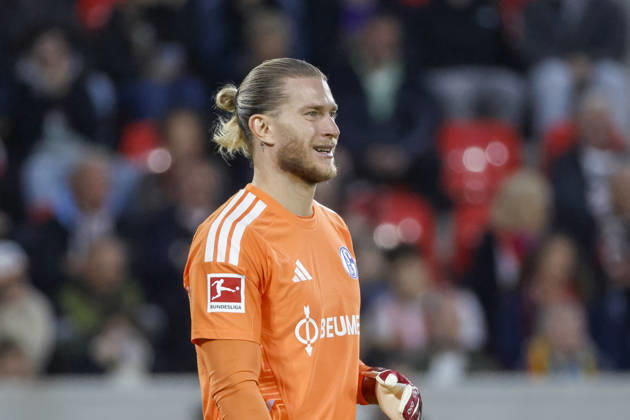 Loris Karius (FC Schalke, 01), Mimik, Gesichtsausdruck, Emotion , Deutschland, Fussball, 1. Bundesliga, 5.Spieltag, 2026 2027, SC Freiburg vs. FC Schalke 04, 11.10.2026, Freiburg im Breisgau Europa-Park Stadion Deutschland Copyright: xGrantxHubbsx